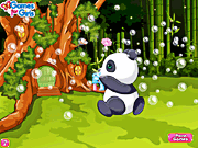 Играющий панда